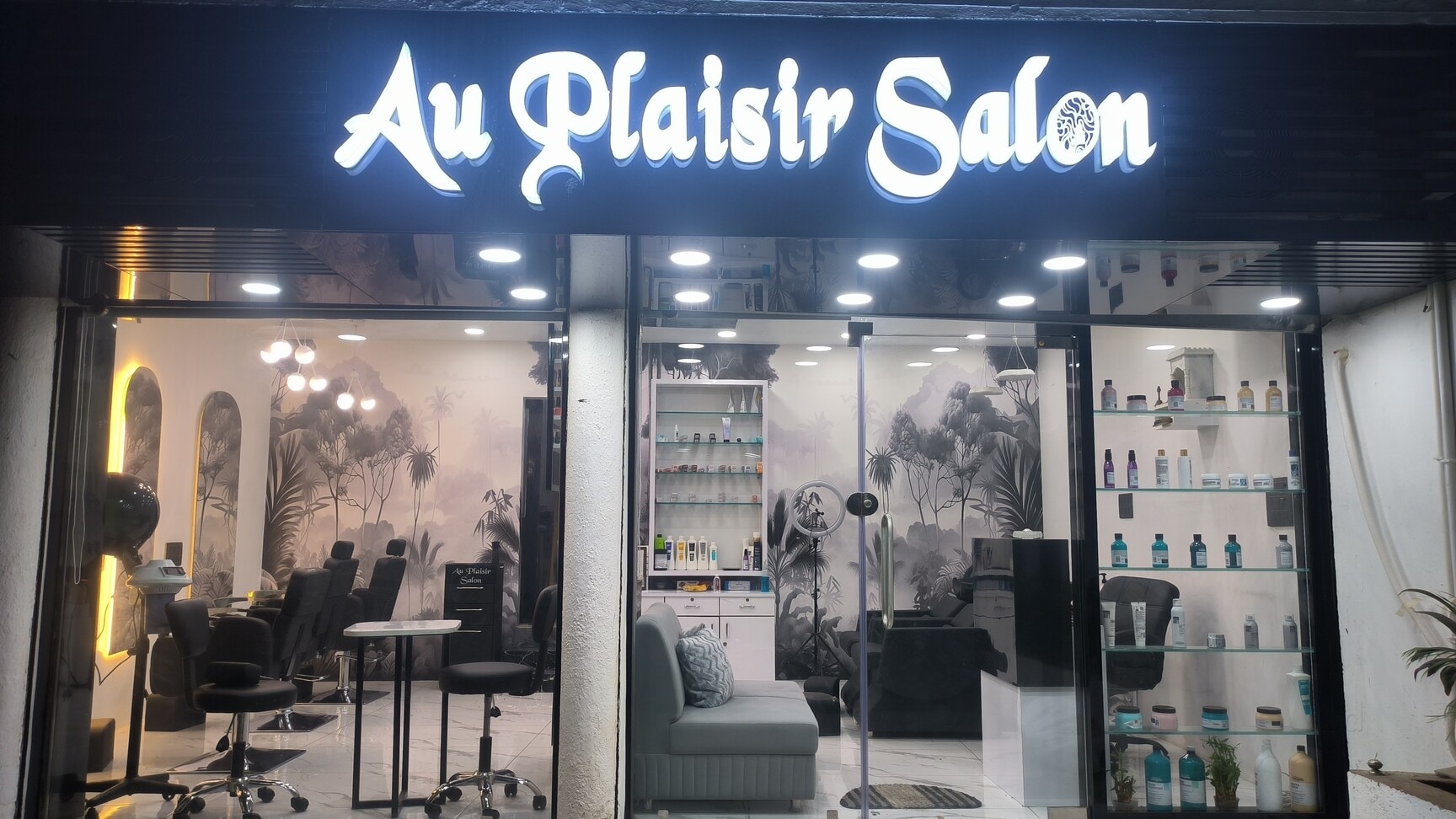 Au Plaisir Salon — Salons for Men in Rajkot