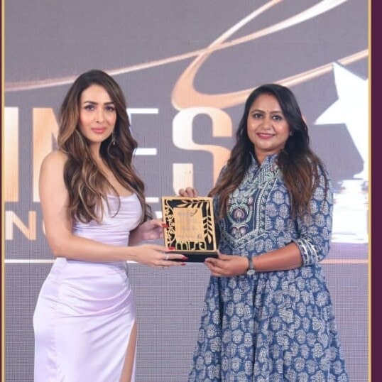 Heena'S Adorn Parlour — Makeup Artists in Rajkot
