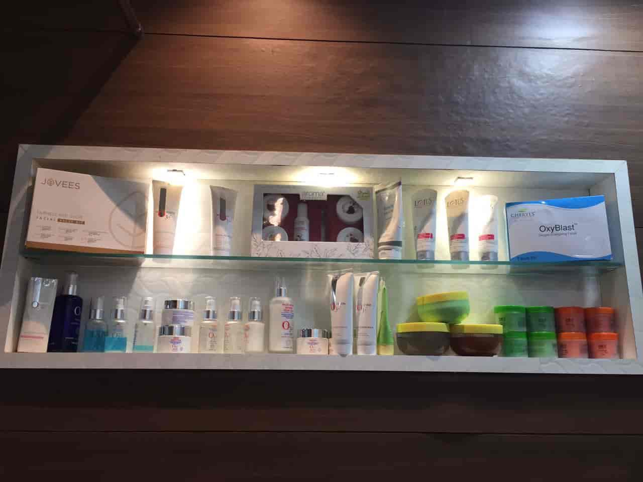 Naaz Beauty Parlour — Makeup Artists in Rajkot